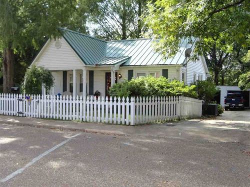 313 Munford St, Covington, TN 38019-2555