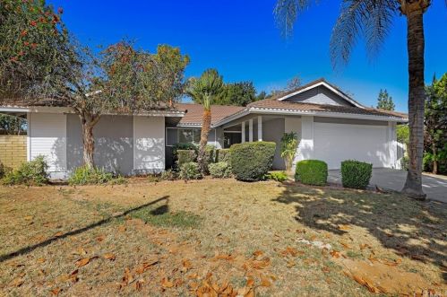 2836 Sandberg St, Riverside, CA 92506-4439