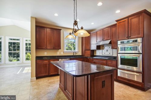 1007 Duckett Farm Way, Gambrills MD  21054-1844 exterior