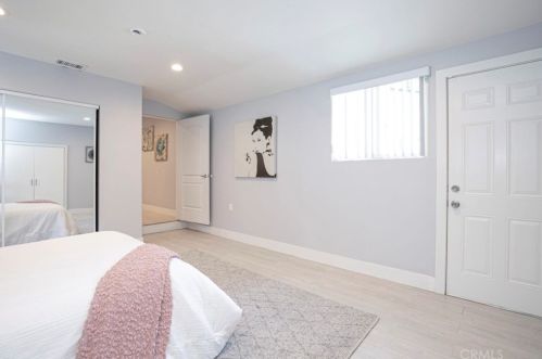 3521 Encinal Ave, Glendale CA 91214-2415 exterior