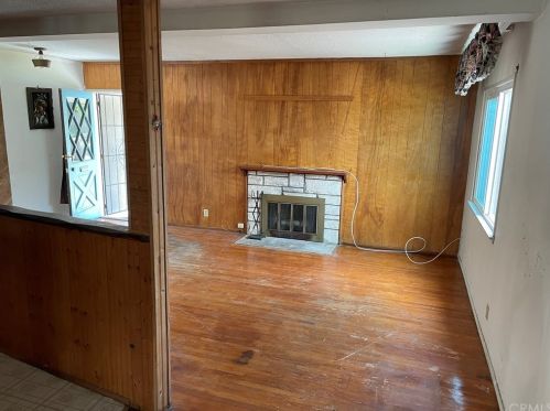 1407 Laster Ave, Anaheim CA  92802-2712 exterior