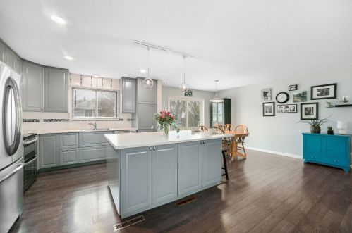 2409 Galtier St, Saint Paul, MN 55113-3611