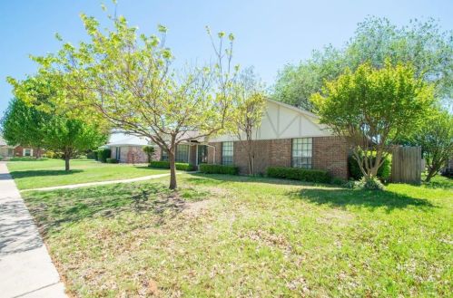 3204 Anchor Dr, Plano, TX 75023-3617