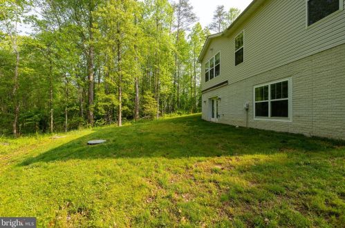 11626 Forest Walk Dr, Spotsylvania VA  22551-7920 exterior