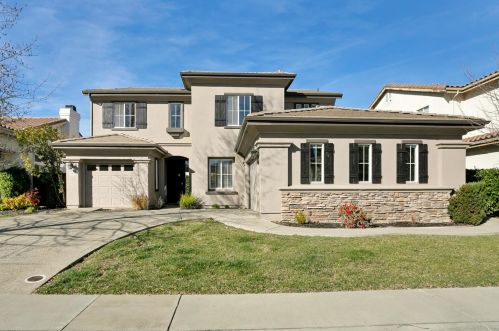 9965 Taron Dr, Elk Grove, CA 95757-8160