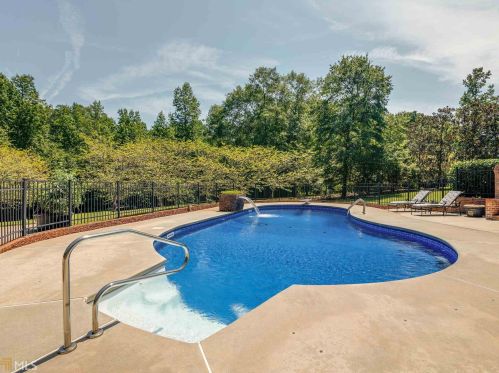 1224 Ml Crk Ln, Stockbridge GA  30281-4879 exterior