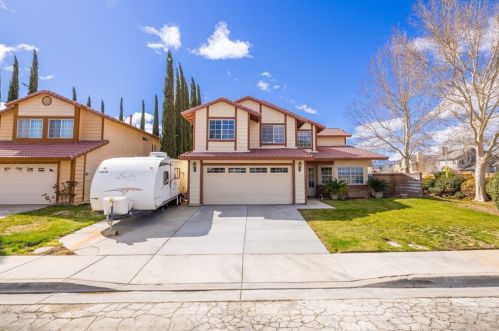 3364 Avenue, Lancaster, CA