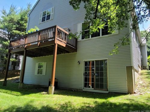 1202 Foxboro Dr, Norwalk CT  06851-1152 exterior