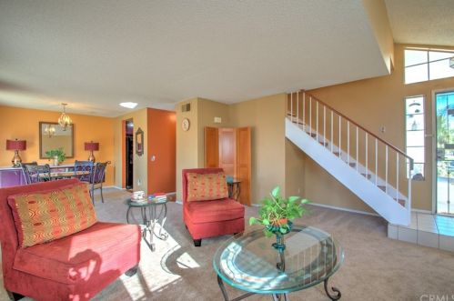 452 Dale St, Perris, CA 92571-2895