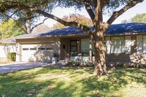 6437 Dunstan Ln, Dallas, TX 75214-2240