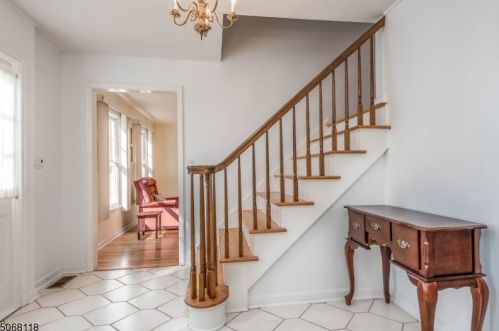 18 Fords Rd, Dover NJ  07869-2146 exterior