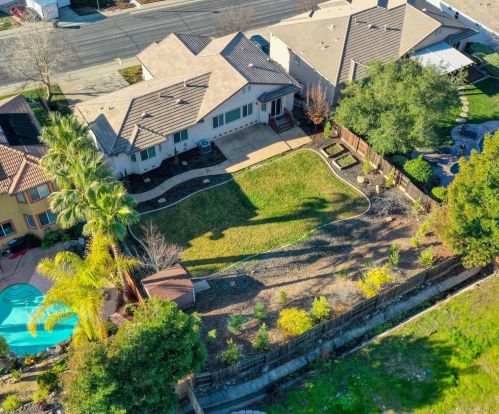 1676 Gallinger Ct, Folsom, CA 95630-6211
