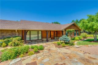 204 Cristina Dr, Guthrie, OK 73044-7720