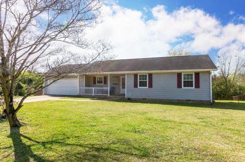 55 Stokes Dr, Stockbridge, GA 30281-1382