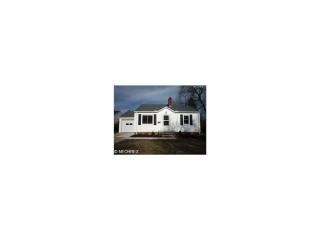 5141 Bridgewater Rd, Cleveland OH  44124-2701 exterior