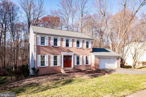 6310 Glenbard Rd, Springfield, VA 22015-3410