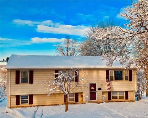 75 Butternut St, Middletown, CT 06457-3001