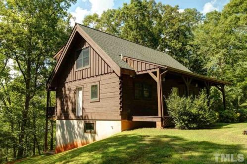 371 Olde Forest Rd, Clarksville, VA 23927