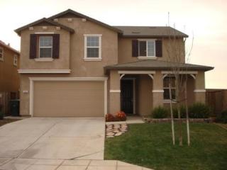 584 Peach St, Madera, CA 93638-9351