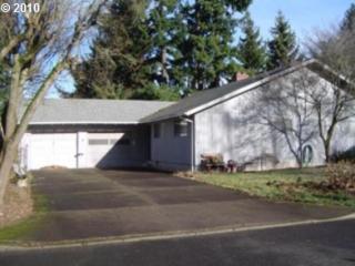 3911 Hager Ln, Portland, OR 97267-2921