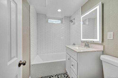 670 Olive St, Denver CO  80220-5521 exterior