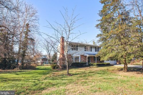 16 Severn Riv Rd, Severna Park MD 21146-4659 exterior