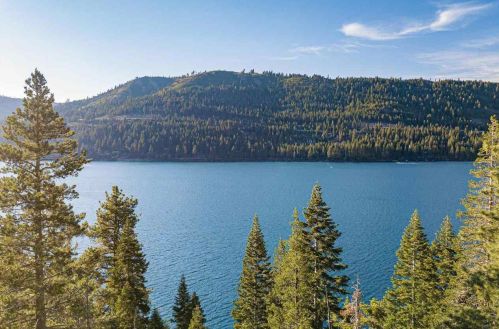 14369 Shore Dr, Truckee, CA