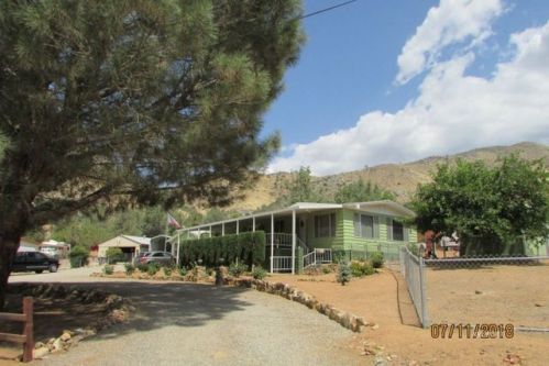 4 Iris Ct, Bodfish, CA 93205-9677