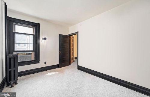 1130 Tilghman St, Allentown PA  18102-2253 exterior