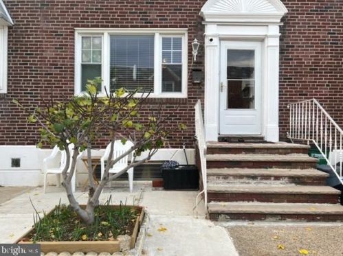 2828 8th St, Philadelphia, PA 19148-5035