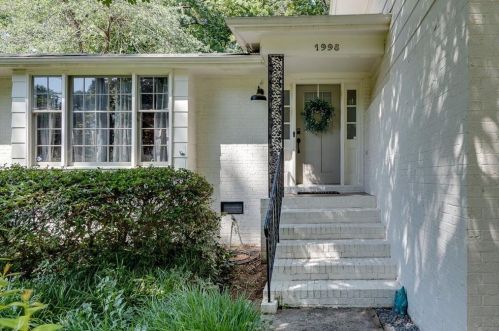 1998 Gainsborough Dr, Atlanta, GA 30341-1016