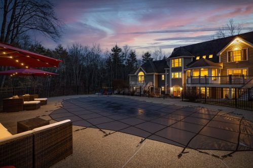 19 Wiggin Way, Stratham, NH 03885-2485