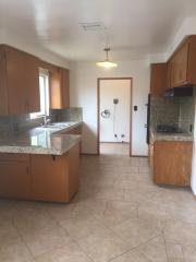 1067 Arrow Hwy, Upland CA  91786-5465 exterior