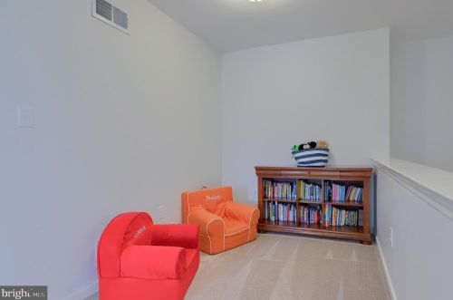 1518 Sunset Ave, Lancaster PA  17601-4328 exterior