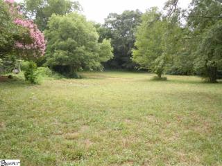 221 South St, Woodruff, SC 29388-1835