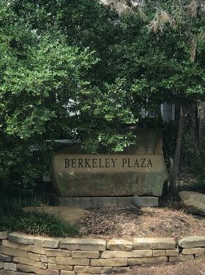 729 Berkley Plz, Irving TX  75061-7586 exterior