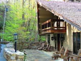 128 Cedar, Boone, NC 28607-5750