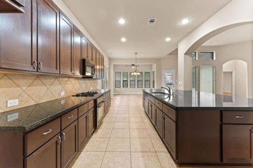 2042 Brodie Ln, Conroe TX  77301-7246 exterior