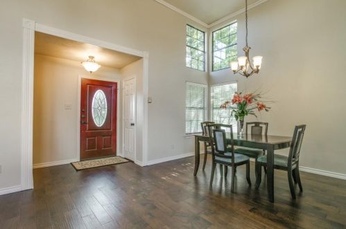 2045 Greenstone Trl, Carrollton TX  75010-4000 exterior