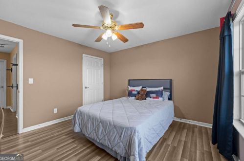 5625 Baffin Rd, Atlanta GA  30349-7050 exterior