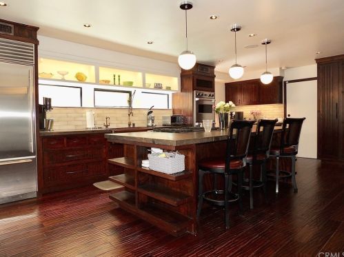 218 Electric Ave, Seal Beach, CA 90740-5916