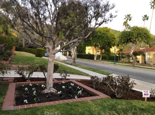 1547 El Miradero Ave, Glendale CA  91201-1203 exterior