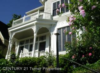 1950 Market Street Dr, Portland OR  97201-2426 exterior