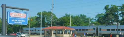 747 Newton St, Gary IN  46405-1131 exterior