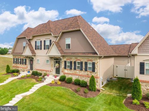 26 Lewis Washington Dr, Charles Town, WV 25414-4957