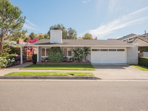 5522 Sierra Roja Rd, Irvine, CA 92603-3844