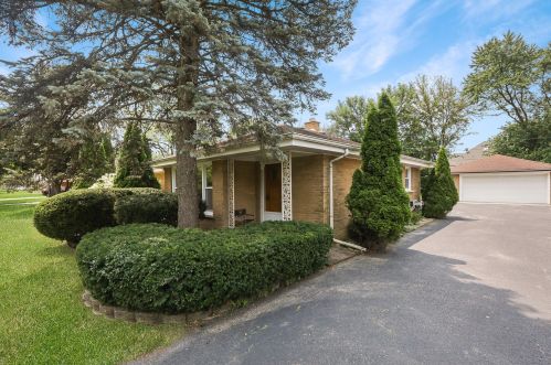 12412 Moody Ave, Palos Heights, IL 60463-1846