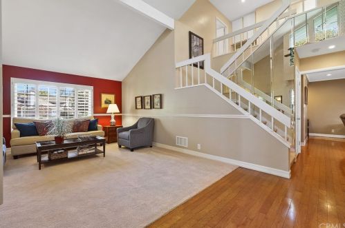 4 Campanero, Irvine CA  92620-1821 exterior