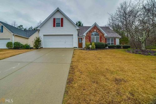 4339 Duncan Ives Dr, Buford, GA 30519-7554