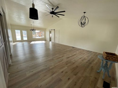 2103 900, Vernal UT  84078-8301 exterior